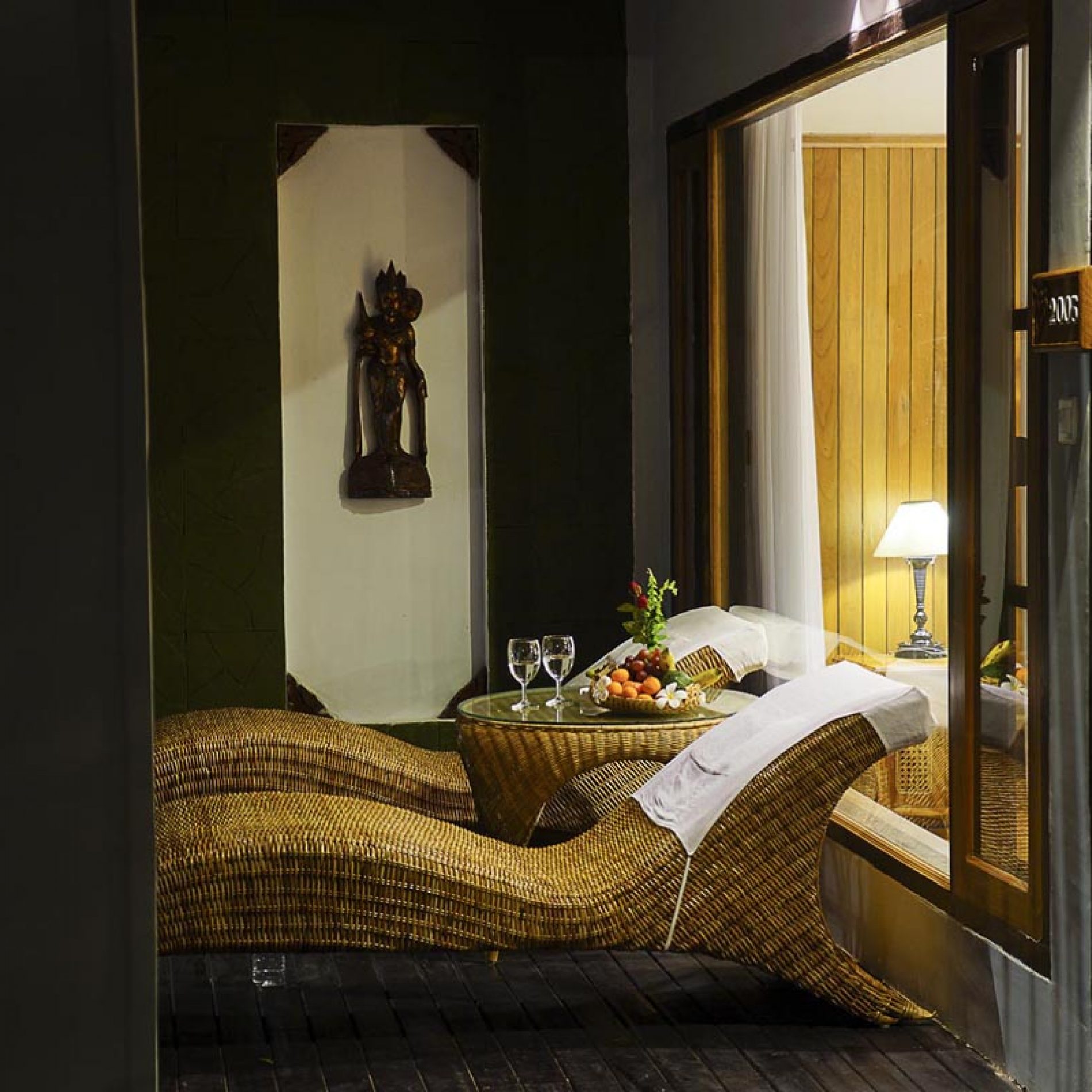 Sitting-area-at-the-Terrace