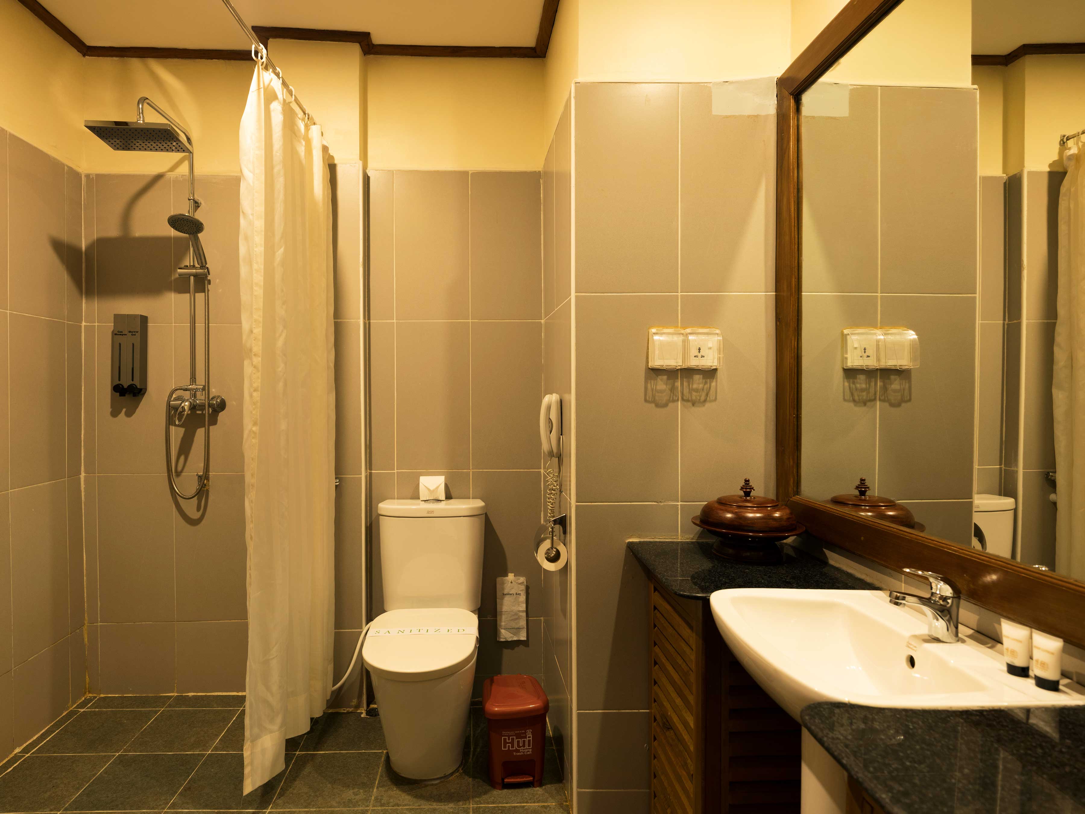 Thande Beach Front Deluxe